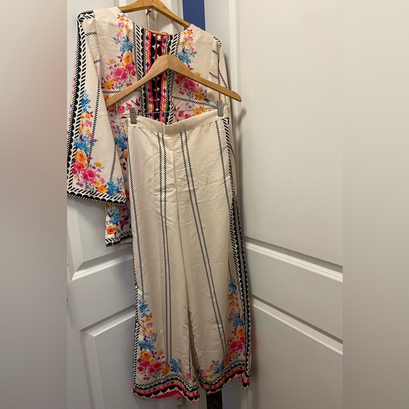 Ellena 2pc Chic Floral Wide Leg Jumpsuit - Picture 3 of 11